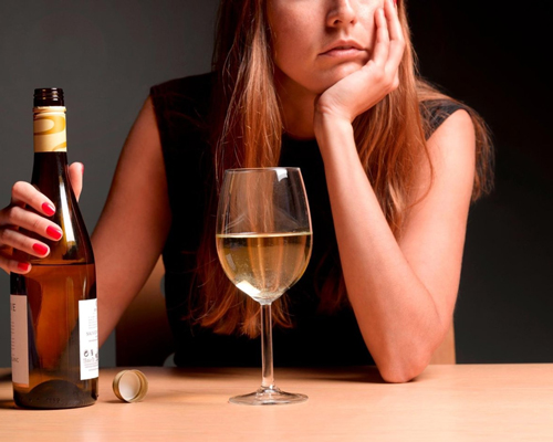 Анонимное лечение женского алкоголизма в Серове